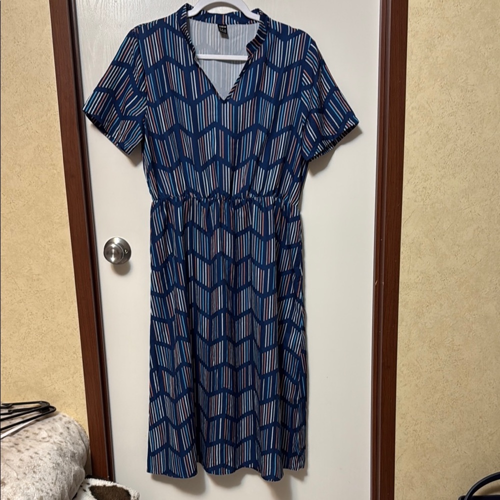 SHEIN Blue Geometric Patterned Dress Size L
